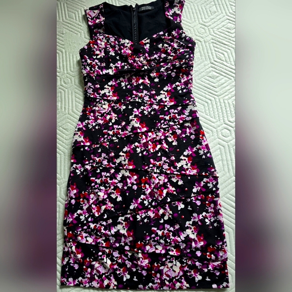 White House I Black Market Instantly Slimming Dress Sz. 8 - Picture 2 of 5